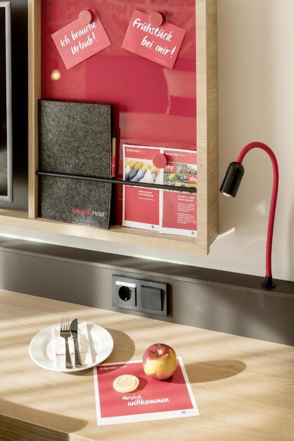 อินเตอร์ซิตี้โฮเต็ล ซาร์บรึคเคิน Hotel ซาร์บรึคเคน ภายนอก รูปภาพ